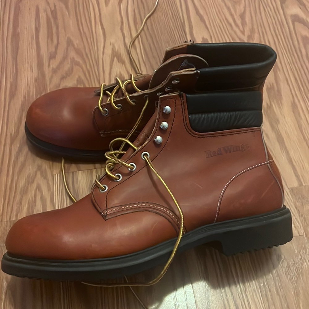 Wore 2 times red wing boots mens